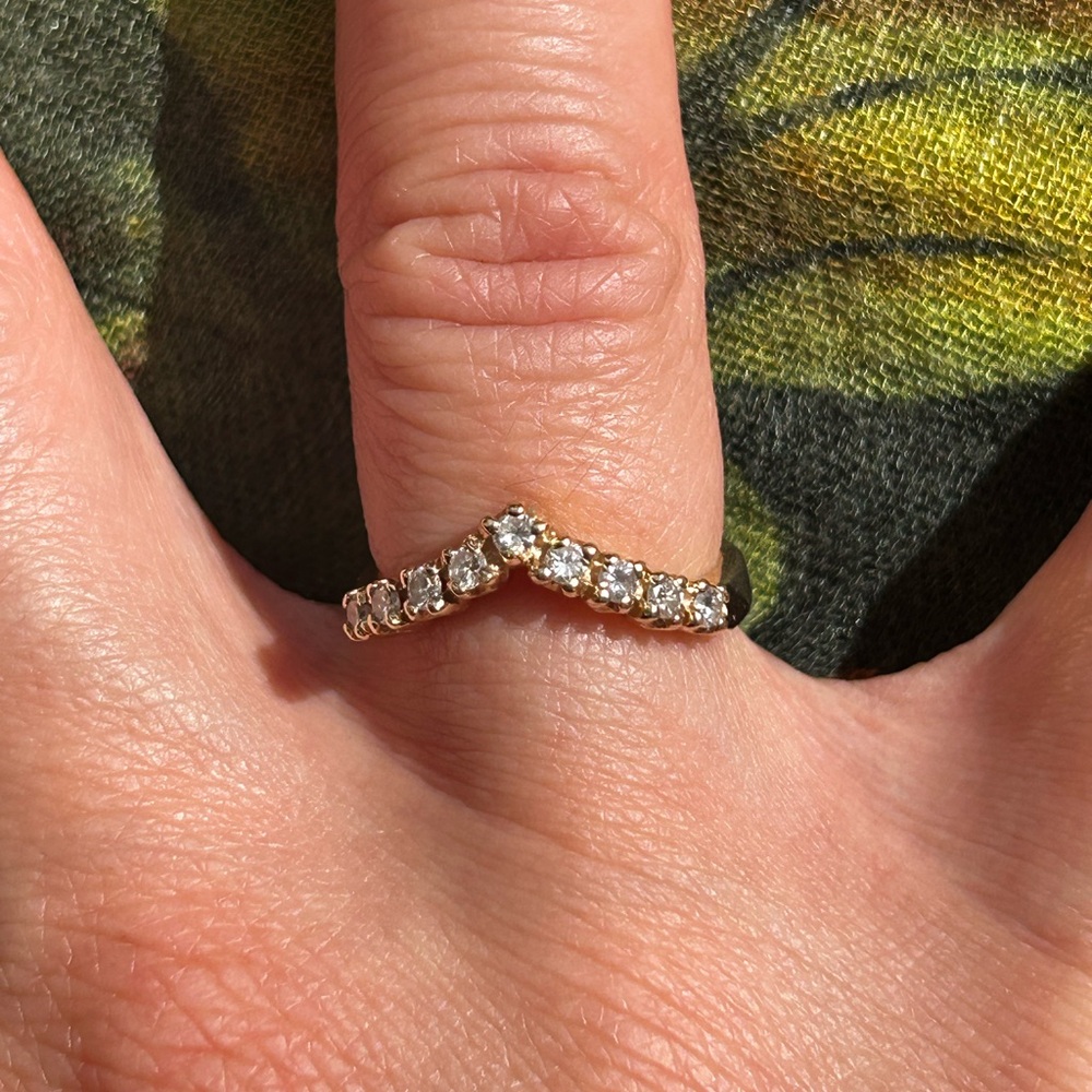 14k Gold Diamond Chevron Ring